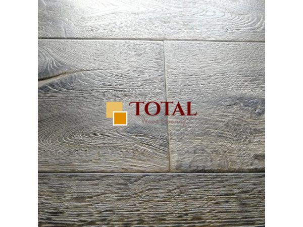 Deluxe Engineered Oak Distressed HB6 15/4x220x2200