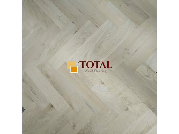 Engineered Floor Herringbone Square Edge Wood Flooring